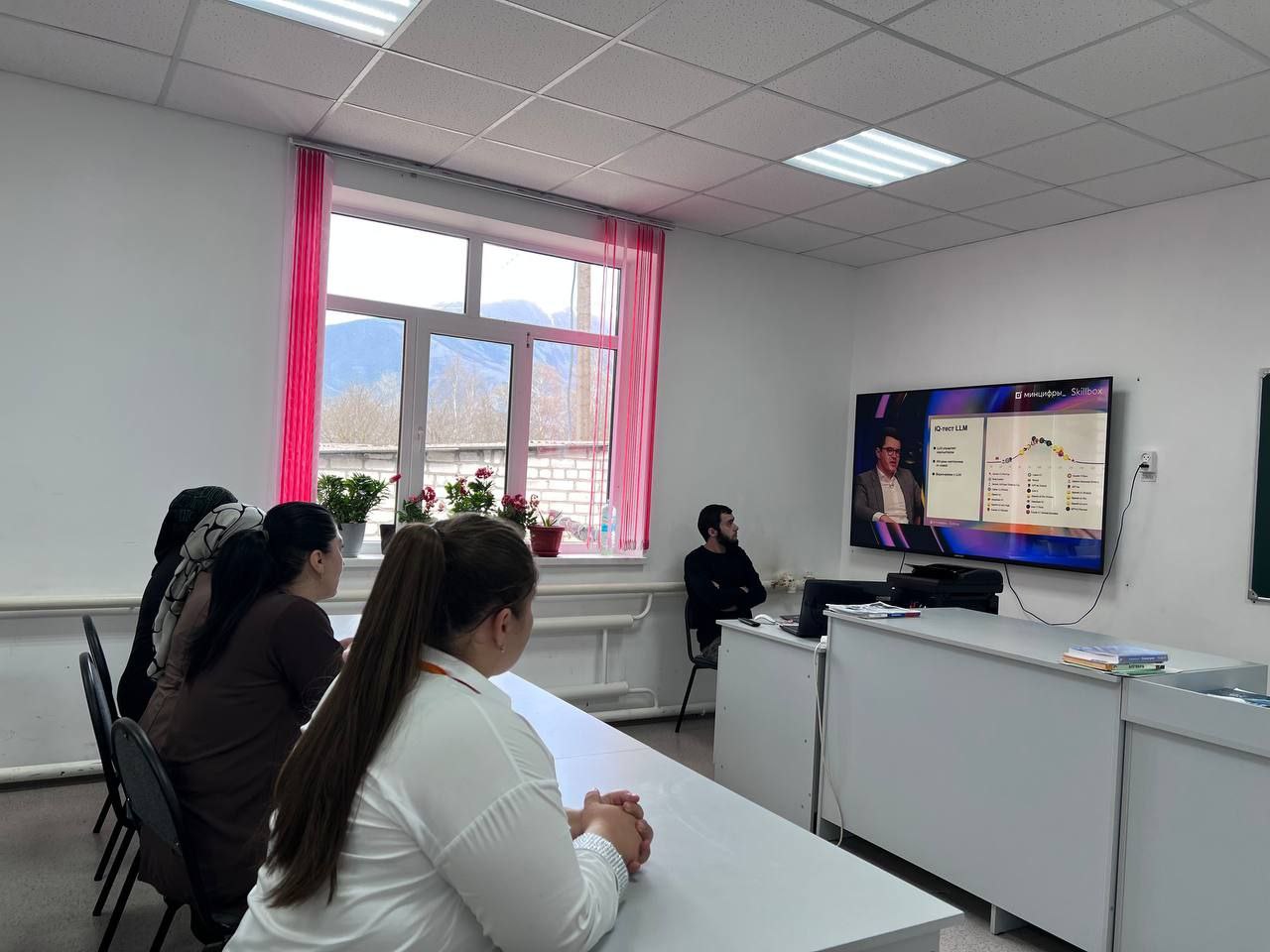 Всероссийская онлайн-конференция по повышению грамотности в сфере искусственного интеллекта.